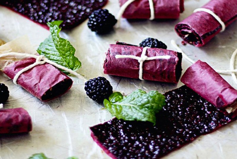 Blackberry Mint Lime Fruit Leather (Recipe)
